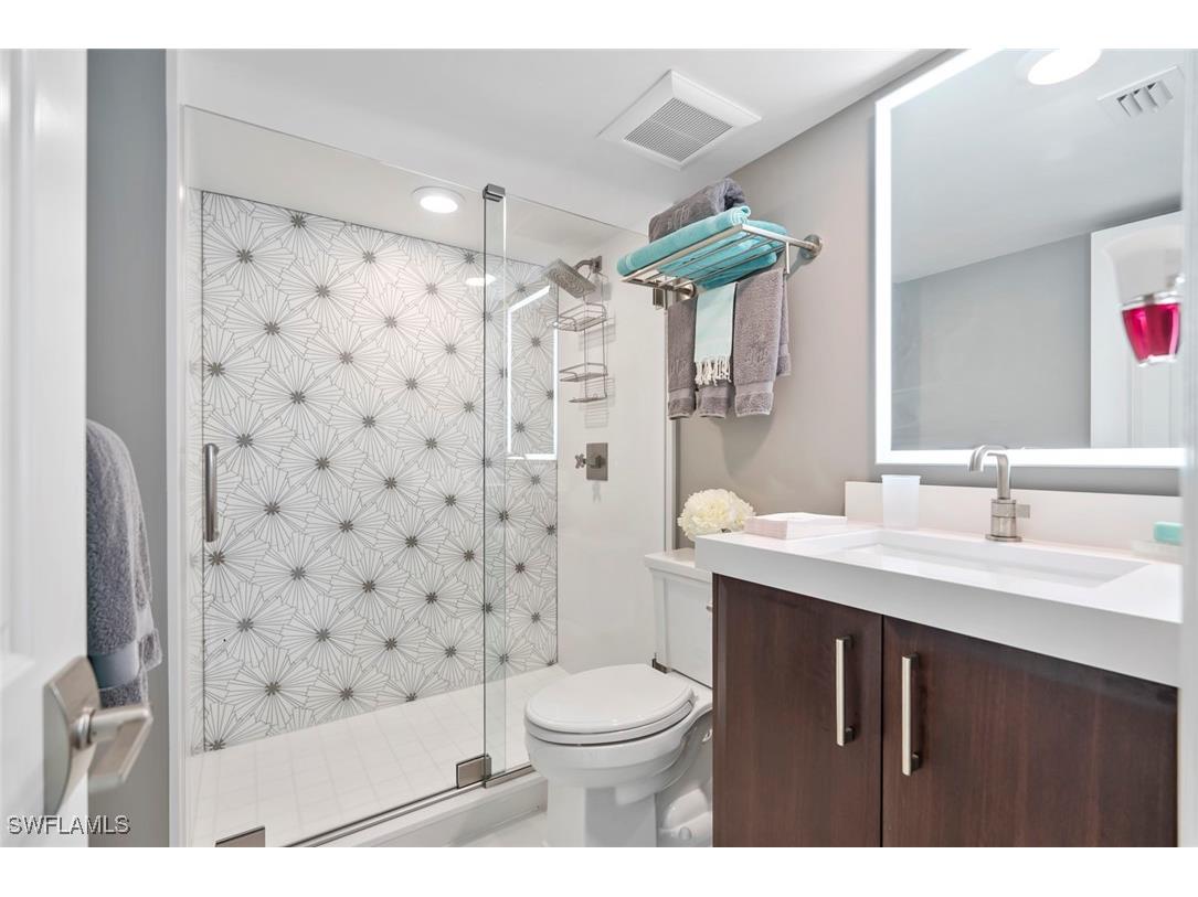 4251 Gulf Shore Boulevard N #10B Naples FL 34103 225076480 image17