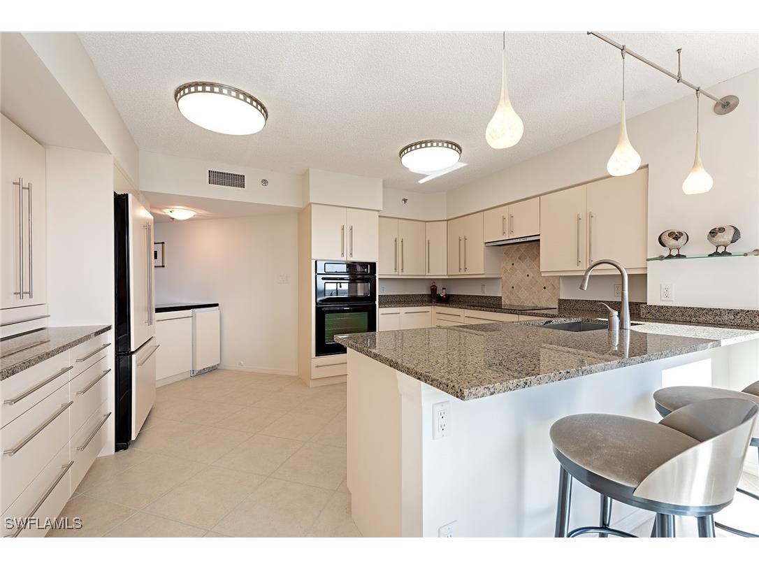 4251 Gulf Shore Boulevard N #11B Naples FL 34103 225074194 image6