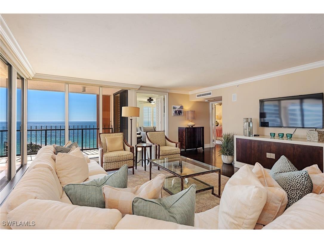 4251 Gulf Shore Boulevard N #16C Naples FL 34103 225016936 image1