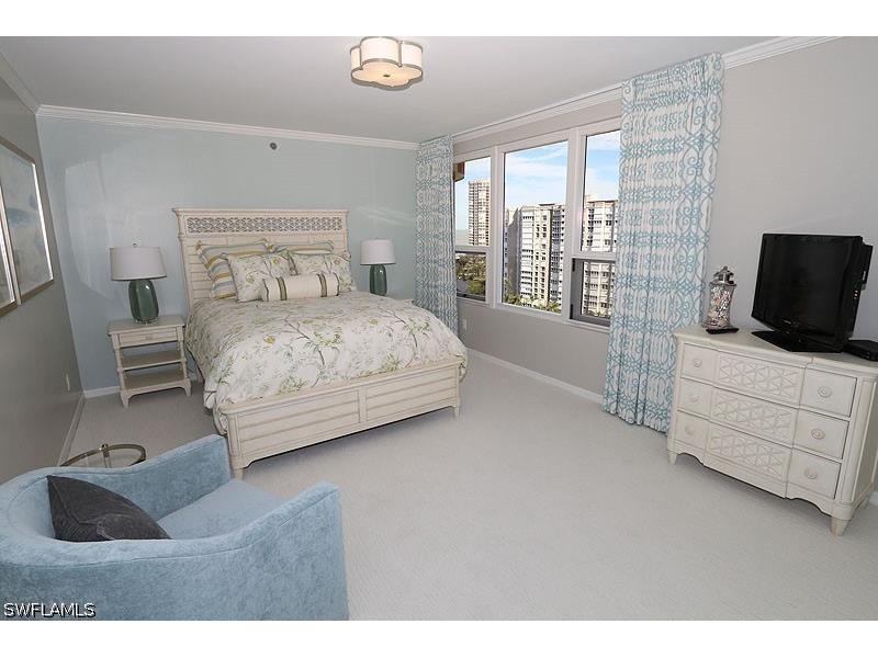 4251 Gulf Shore Boulevard N #17A Naples FL 34103 226019772 image13