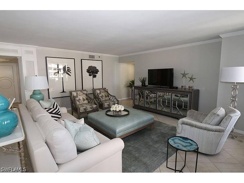 4251 Gulf Shore Boulevard N #17A Naples FL 34103 226019772 image2