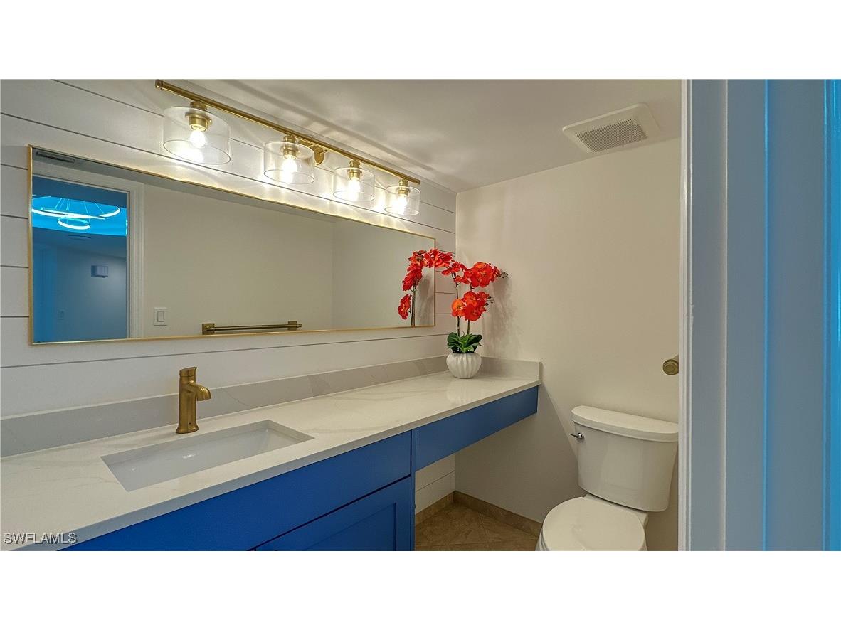 4251 Gulf Shore Boulevard N #18A Naples FL 34103 226005879 image20