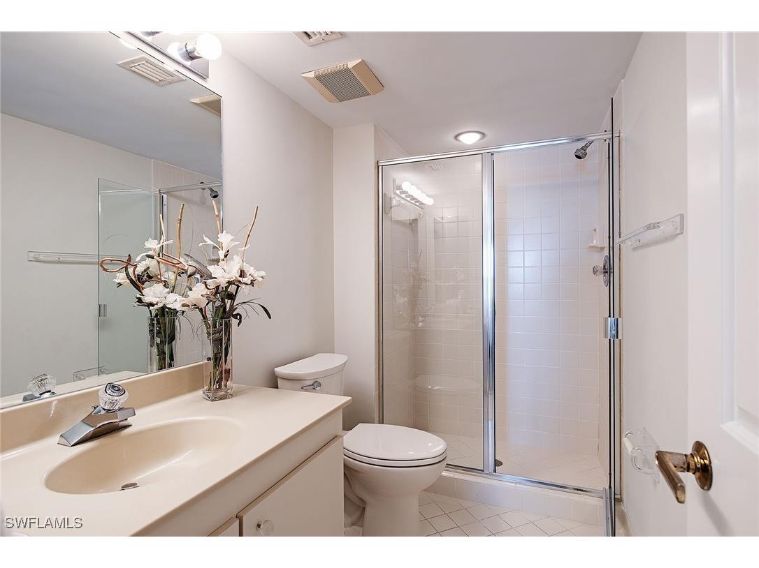 4251 Gulf Shore Boulevard N #19D Naples FL 34103 225078855 image11