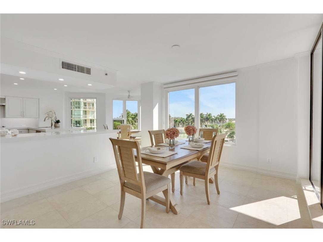 4251 Gulf Shore Boulevard N #5B Naples FL 34103 225081103 image10