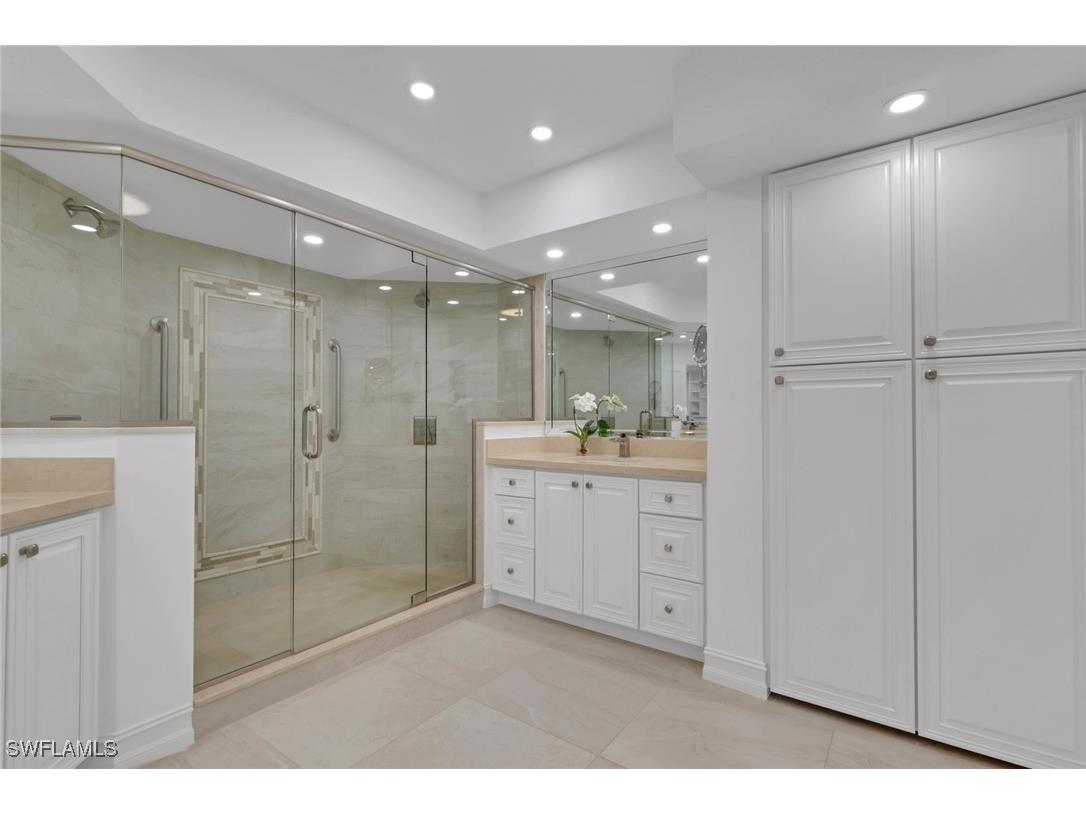 4251 Gulf Shore Boulevard N #5B Naples FL 34103 225081103 image27