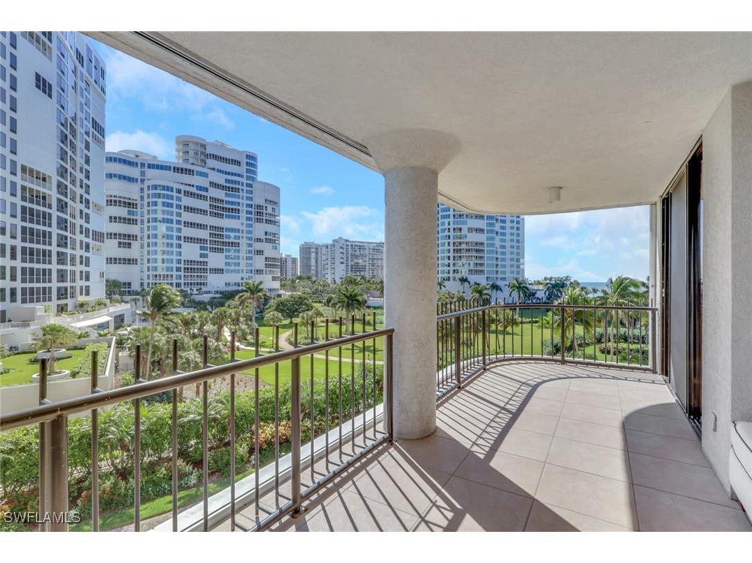4251 Gulf Shore Boulevard N #5B Naples FL 34103 225081103 image37