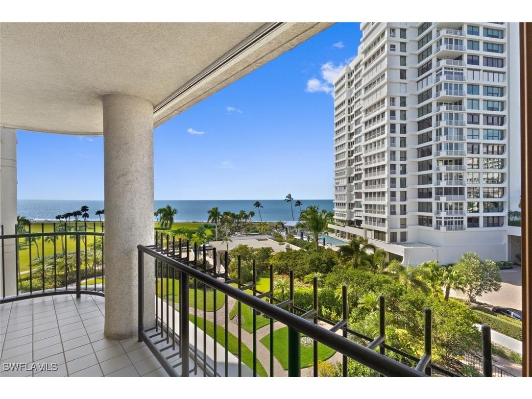 4251 Gulf Shore Boulevard N #6A Naples FL 34103 226005558 image13