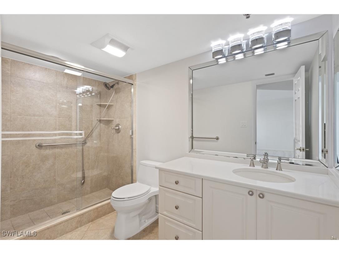 4251 Gulf Shore Boulevard N #6A Naples FL 34103 226005558 image15