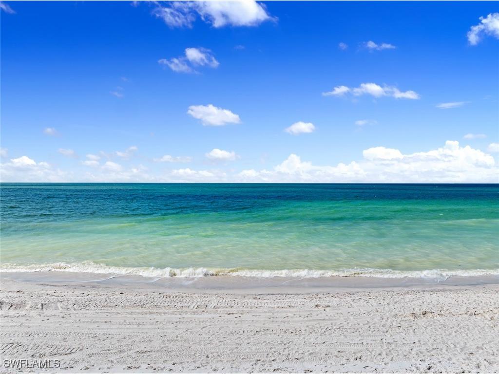 4251 Gulf Shore Boulevard N #6A Naples FL 34103 226005558 image32