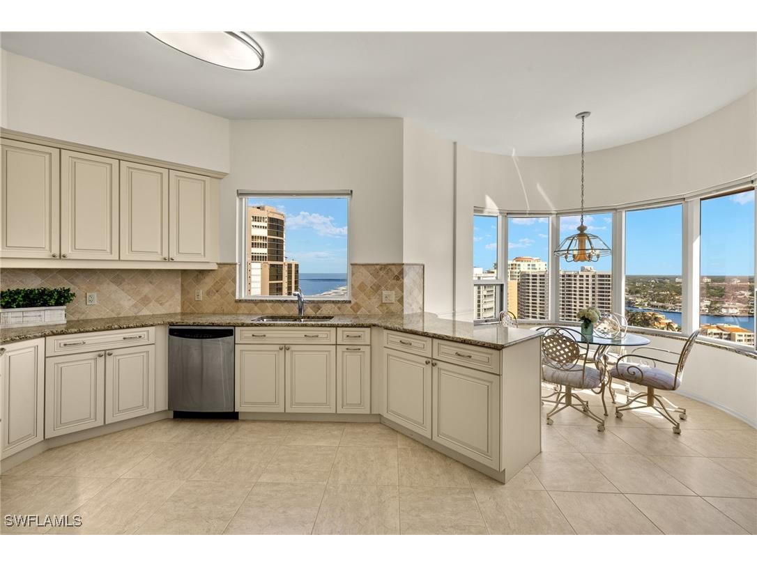 4251 Gulf Shore Boulevard N #PH-A Naples FL 34103 225070122 image15