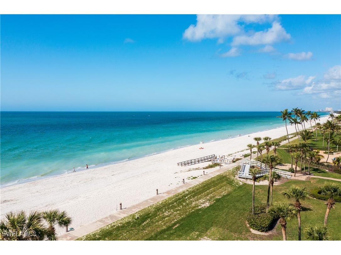 4251 Gulf Shore Boulevard N #PH B Naples FL 34103 225017382 image1