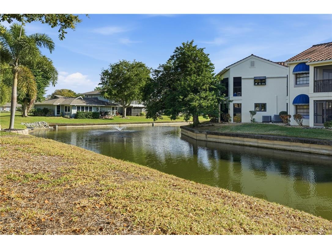 4251 Island Circle #7 Fort Myers FL 33919 2026000122 image5