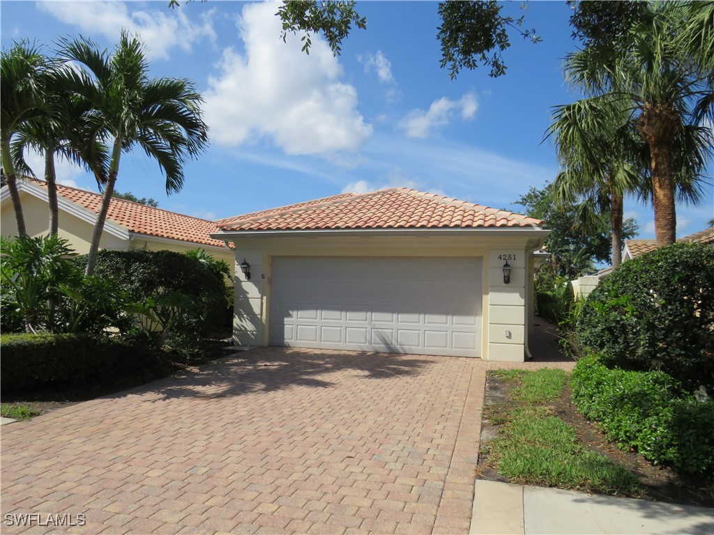4251 Redonda Lane Naples FL 34119 224056123 image1