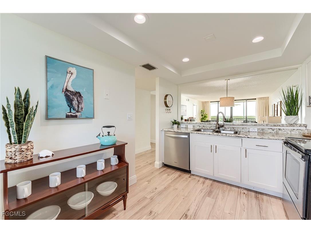 4253 Bay Beach Lane #C3 Fort Myers Beach FL 33931 2025007469 image11