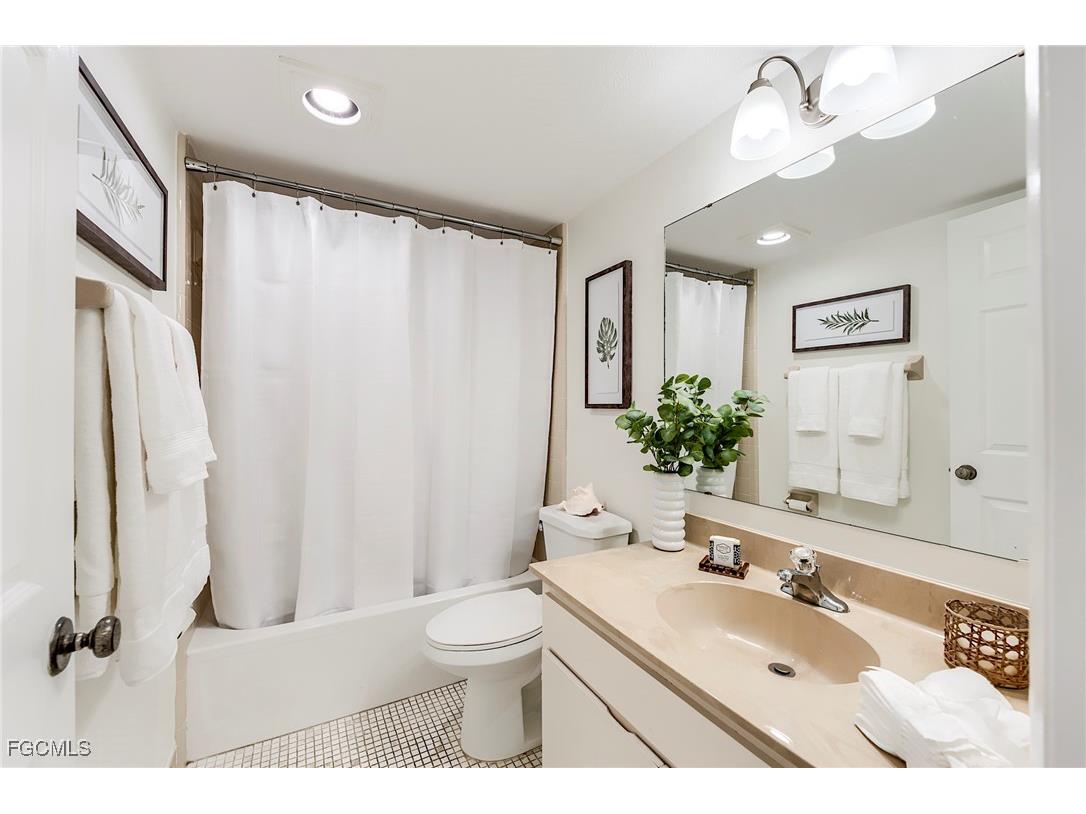 4253 Bay Beach Lane #C3 Fort Myers Beach FL 33931 2025007469 image19