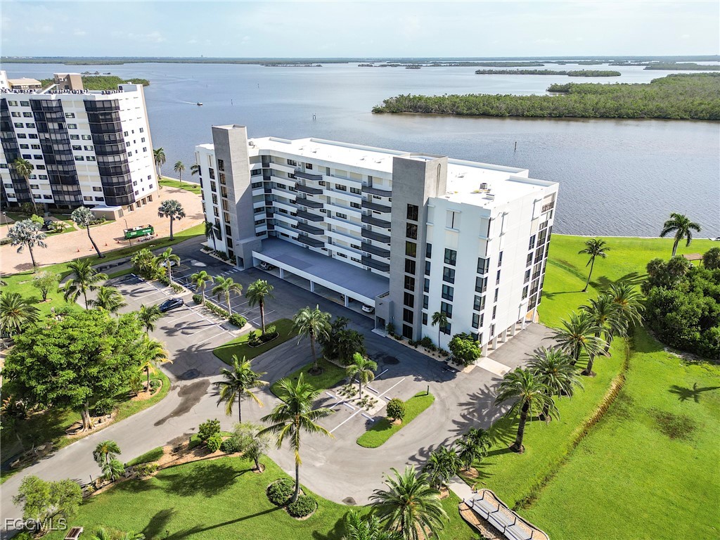 4253 Bay Beach Lane #C3 Fort Myers Beach FL 33931 2025007469 image2