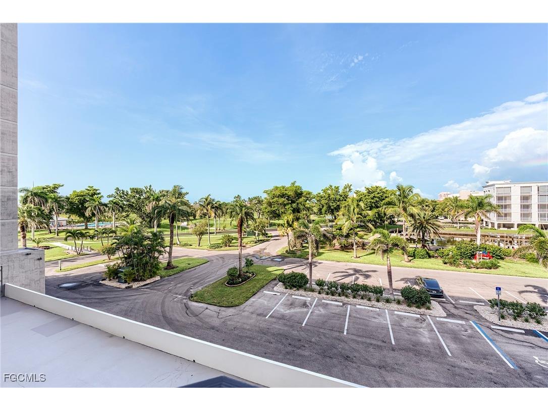 4253 Bay Beach Lane #C3 Fort Myers Beach FL 33931 2025007469 image40