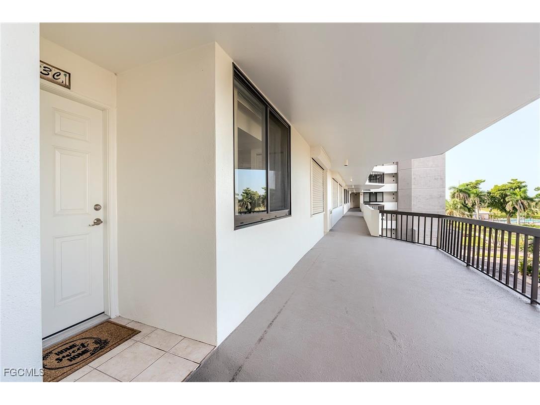 4253 Bay Beach Lane #C3 Fort Myers Beach FL 33931 2025007469 image7