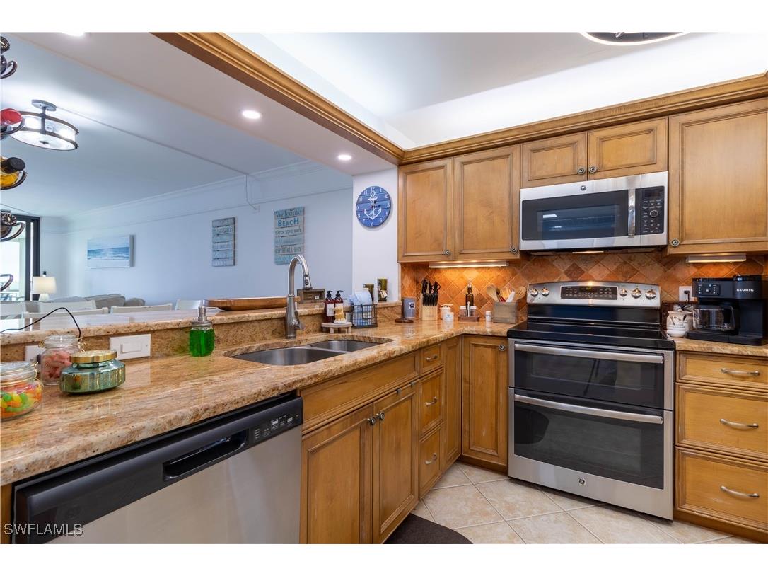 4253 Bay Beach Lane #G2 Fort Myers Beach FL 33931 226001456 image4