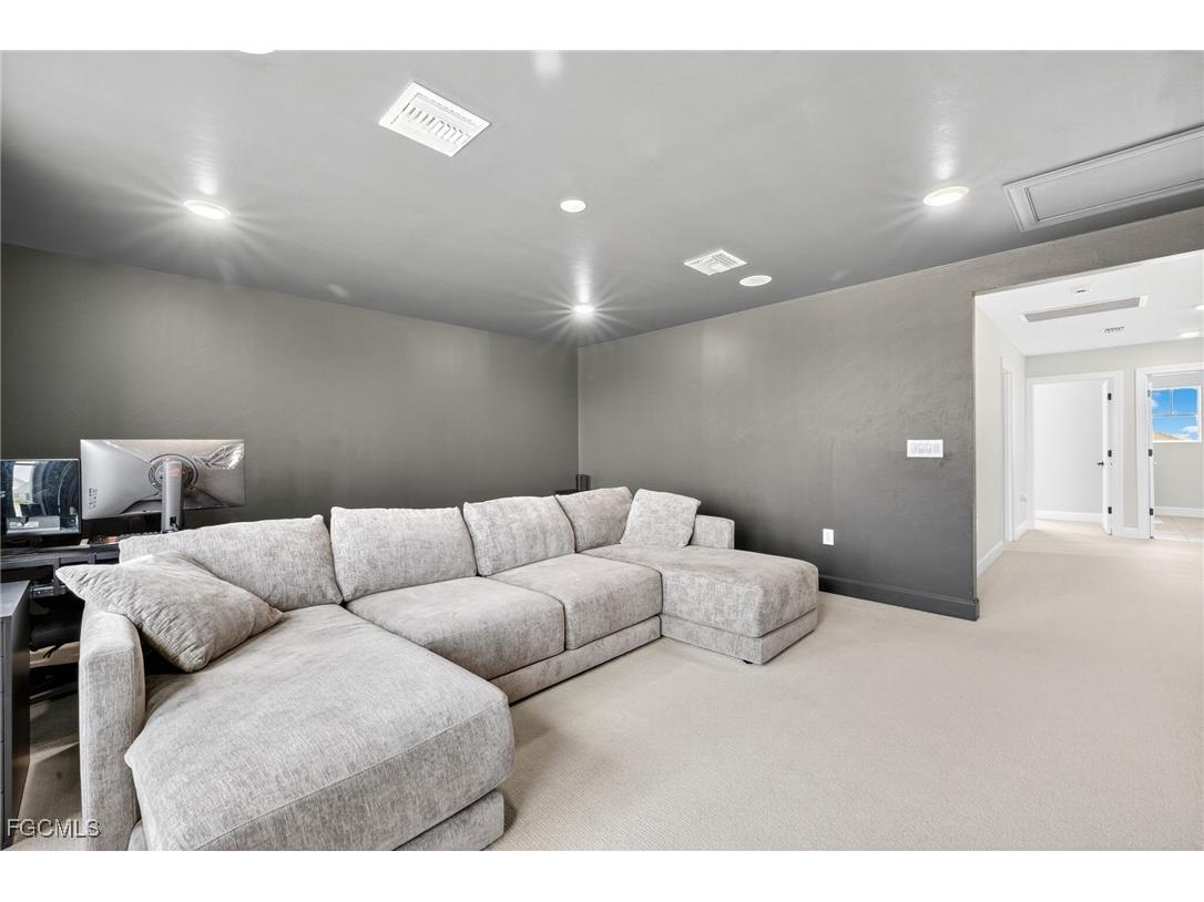 42539 Atlas Drive Punta Gorda FL 33982 2025008452 image31