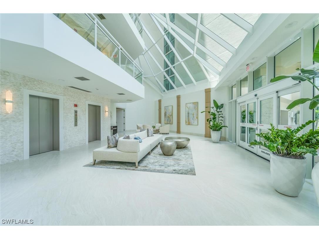 4255 Gulf Shore Boulevard N #1102 Naples FL 34103 223013172 image1