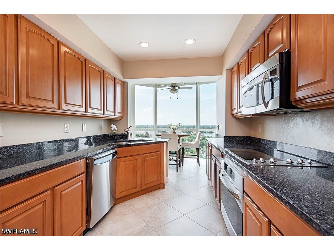 4255 Gulf Shore Boulevard N #1403 Naples FL 34103 226017816 image3