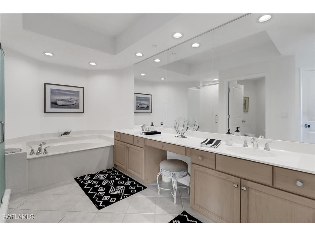 4255 Gulf Shore Boulevard N #201 Naples FL 34103 225082684 image18