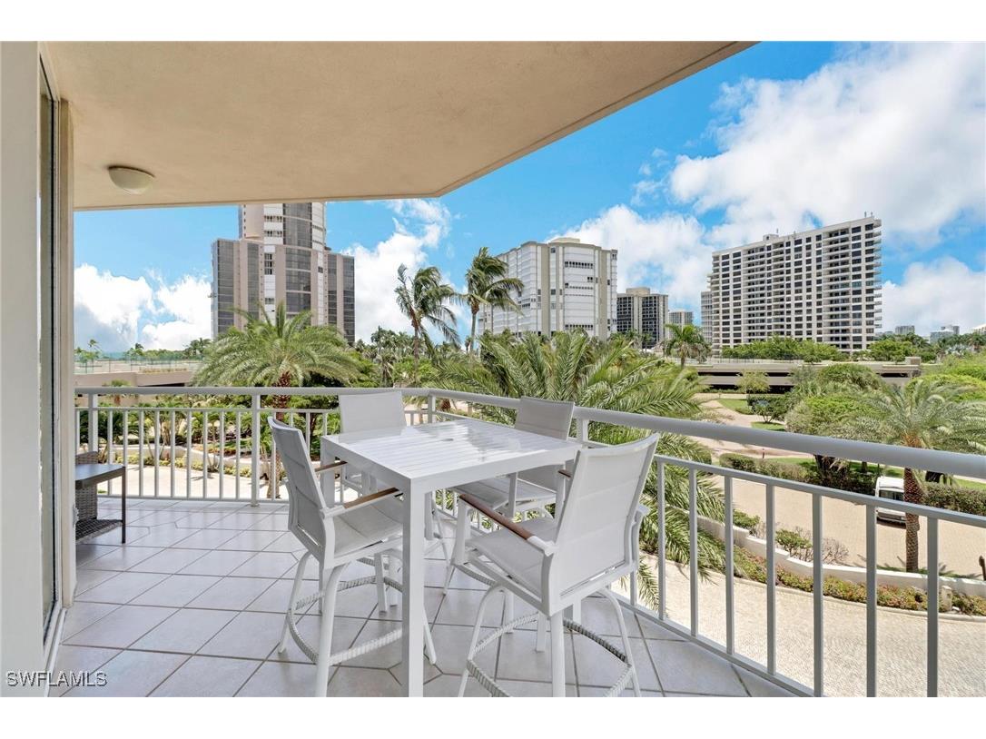 4255 Gulf Shore Boulevard N #201 Naples FL 34103 225082684 image29