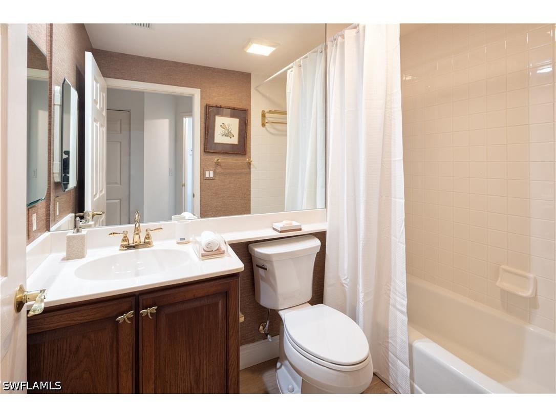 4255 Gulf Shore Boulevard N #207 Naples FL 34103 226022619 image10