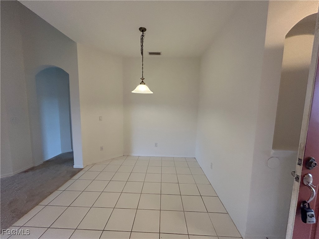 4255 Liron Avenue #202 Fort Myers FL 33916 2025014197 image1