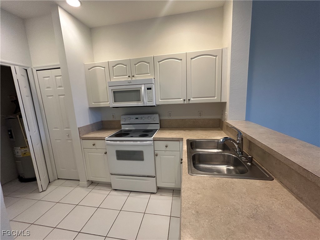 4255 Liron Avenue #202 Fort Myers FL 33916 2025014197 image5