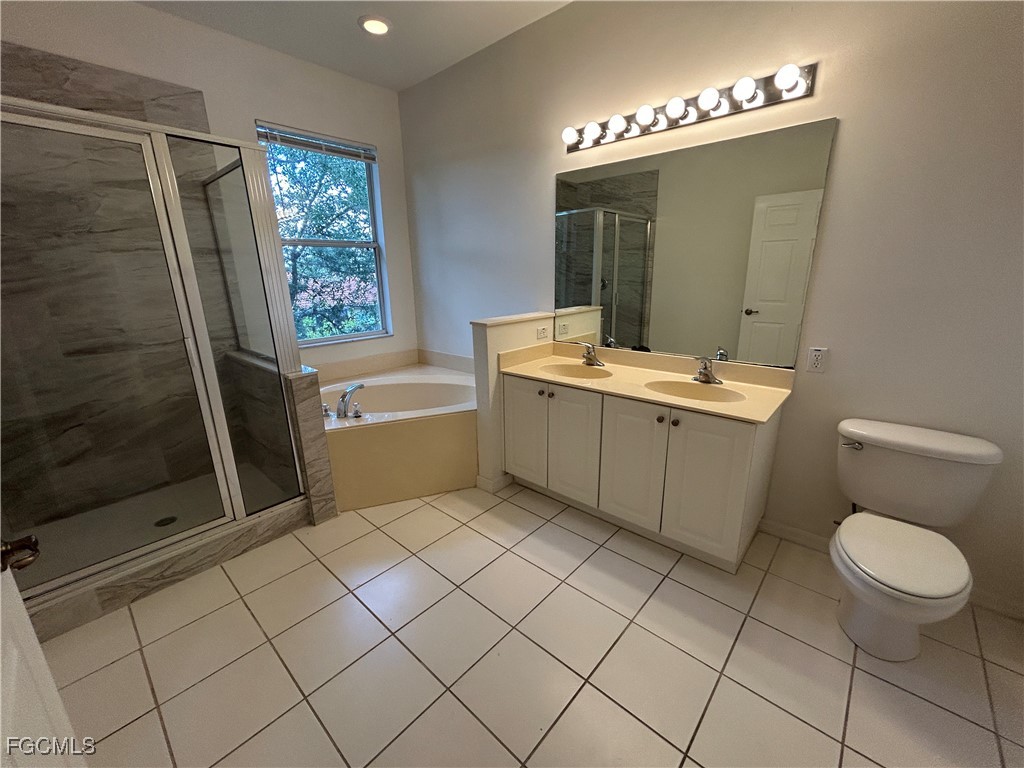 4255 Liron Avenue #202 Fort Myers FL 33916 2025014197 image8