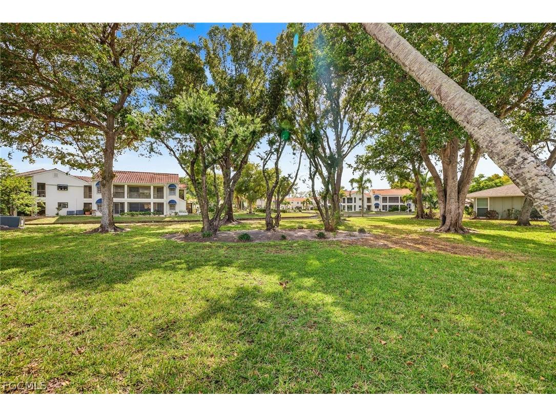 4257 Island Circle #3 Fort Myers FL 33919 2026010838 image30