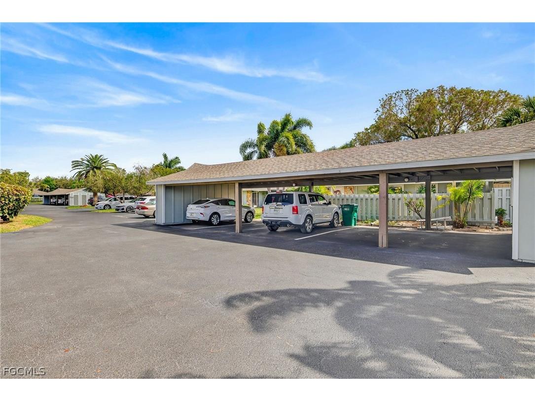 4257 Island Circle #3 Fort Myers FL 33919 2026010838 image32