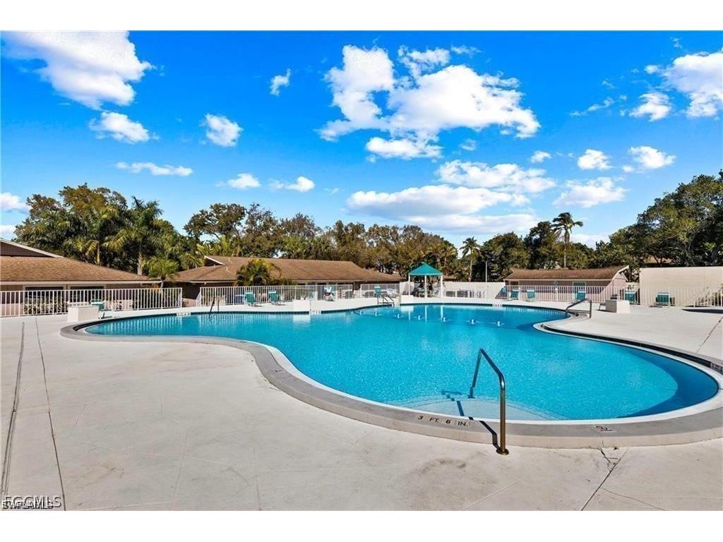 4257 Island Circle #3 Fort Myers FL 33919 2026010838 image36