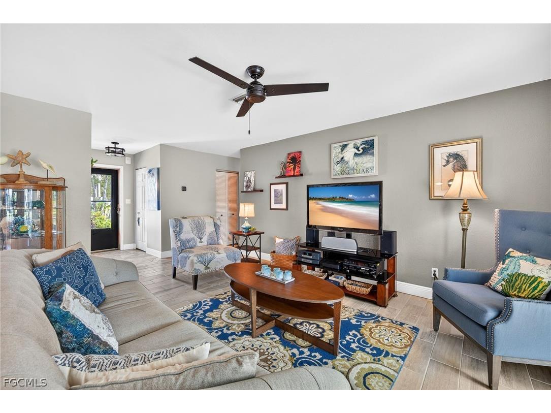 4257 Island Circle #3 Fort Myers FL 33919 2026010838 image7
