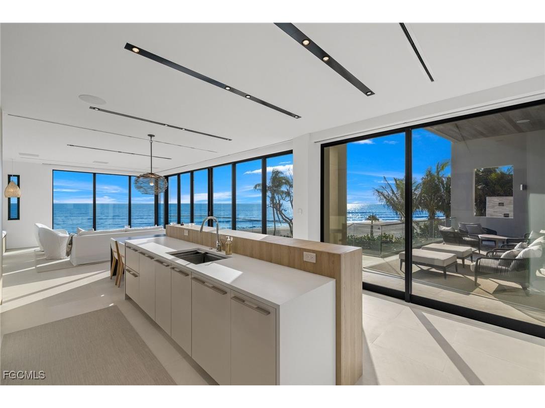 4257 W Gulf Drive Sanibel FL 33957 2025017463 image11