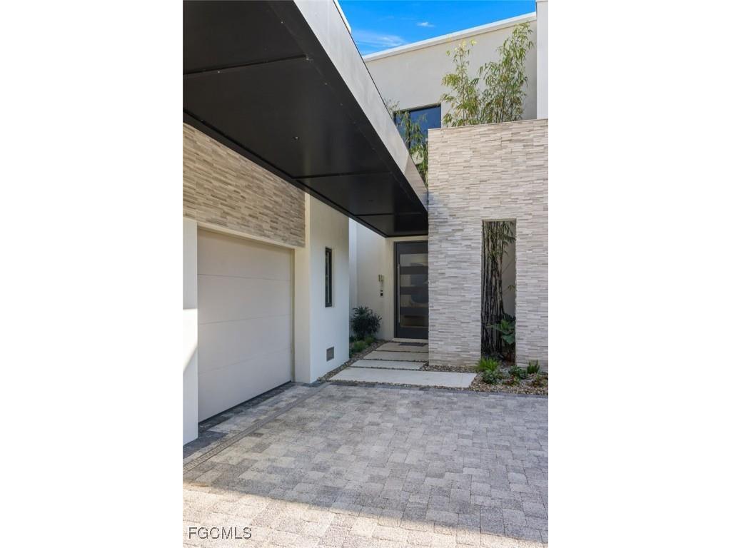 4257 W Gulf Drive Sanibel FL 33957 2025017463 image4