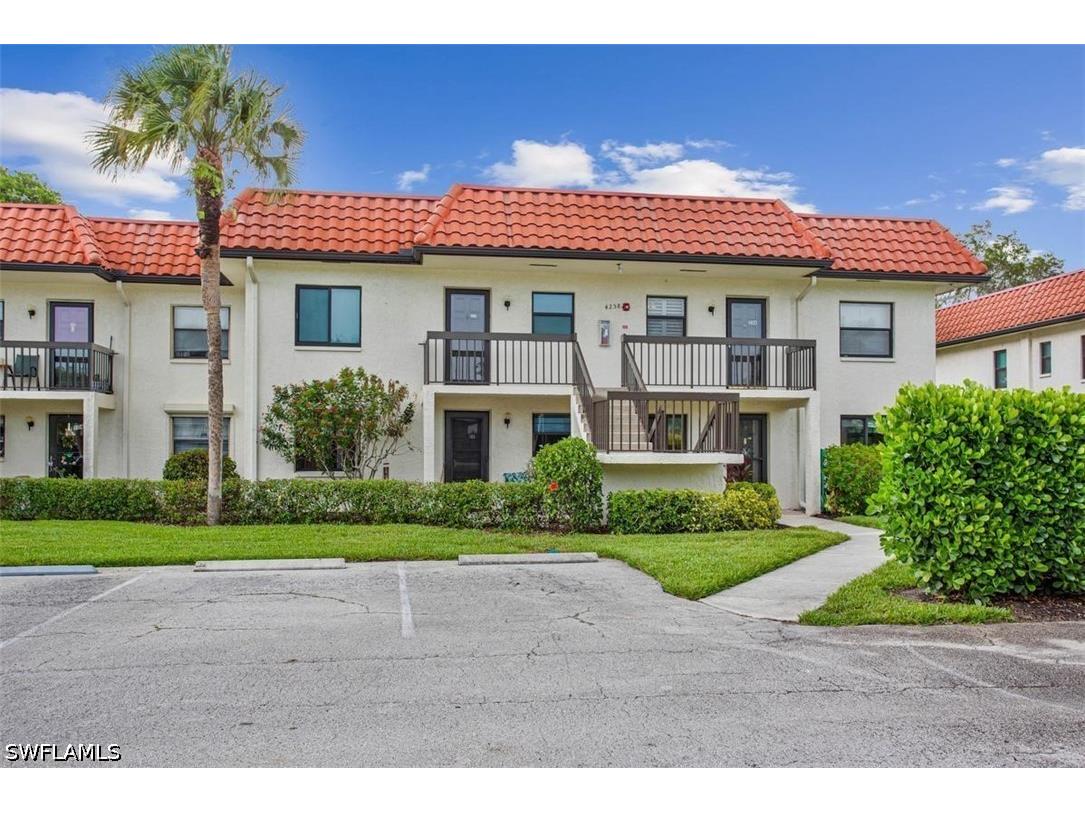 4258 27th Court SW #106 Naples FL 34116 226020752 image1