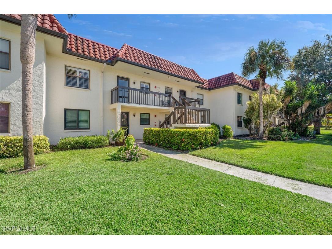 4258 27th Court SW #203 Naples FL 34116 224077236 image1