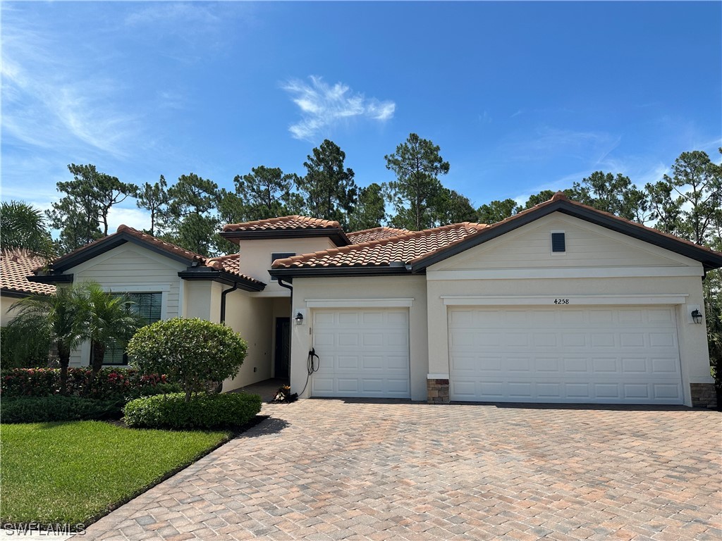 4258 Raffia Preserve Way Naples FL 34119 223036821 image1