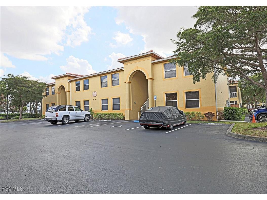4259 Bellasol Circle #2012 Fort Myers FL 33916 2026004625 image2