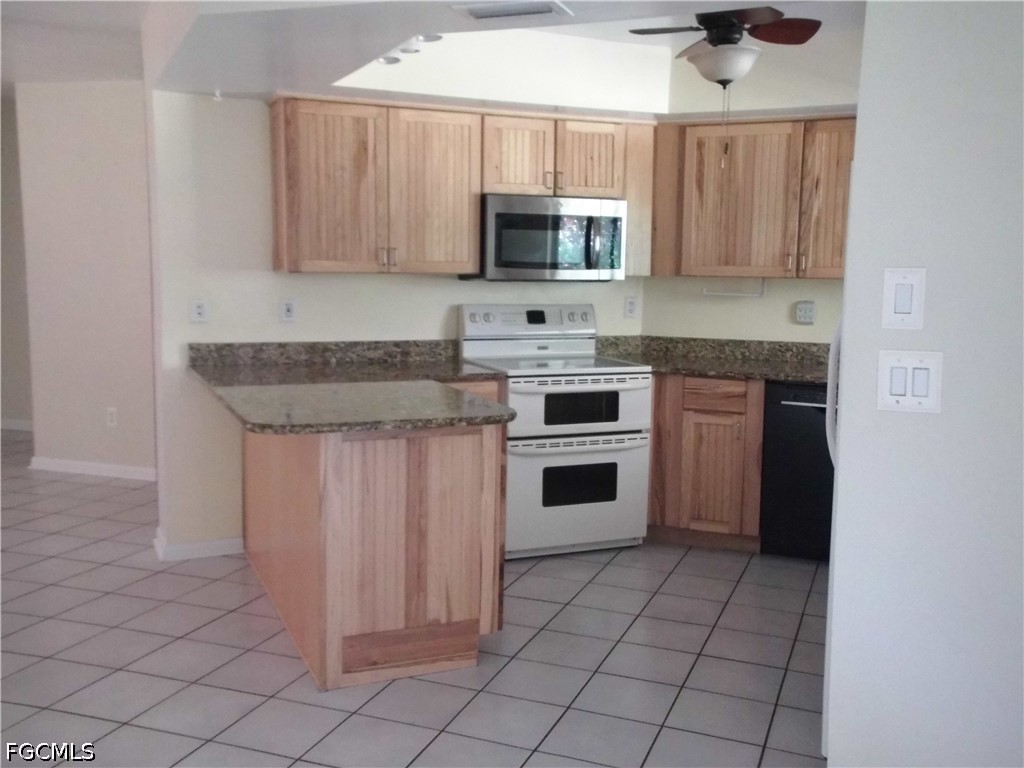 426 Hamilton Avenue Lehigh Acres FL 33972 2026024693 image8
