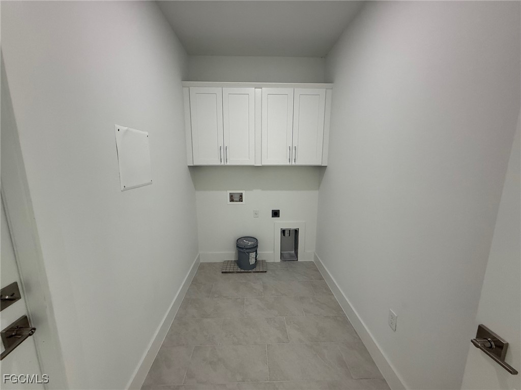 426 NW 3rd Terrace Cape Coral FL 33993 2025009258 image9