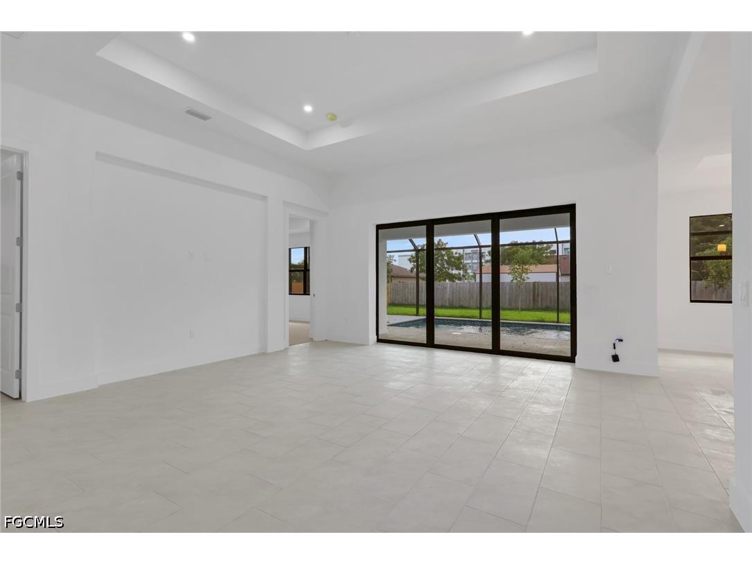 426 NW 3rd Terrace Cape Coral FL 33993 2026023369 image3