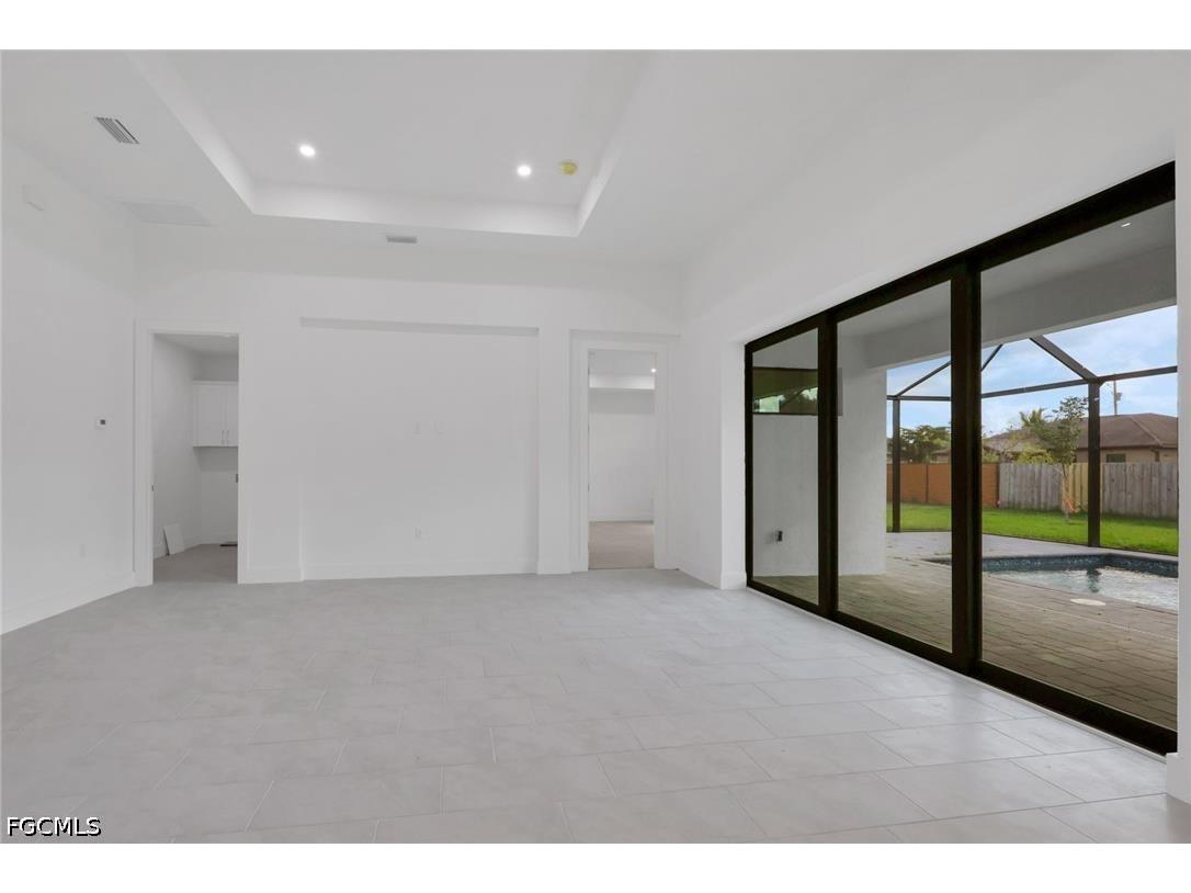426 NW 3rd Terrace Cape Coral FL 33993 2026023369 image4