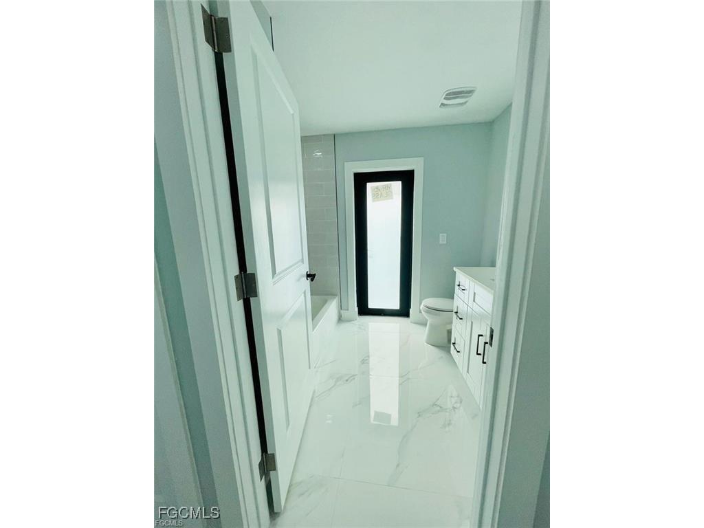 426 Picturesque Avenue Lehigh Acres FL 33974 2025022663 image31