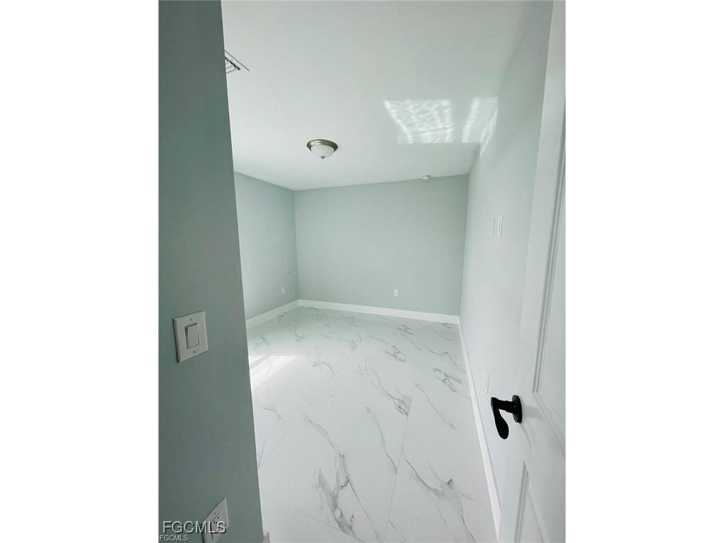 426 Picturesque Avenue Lehigh Acres FL 33974 2025022663 image32