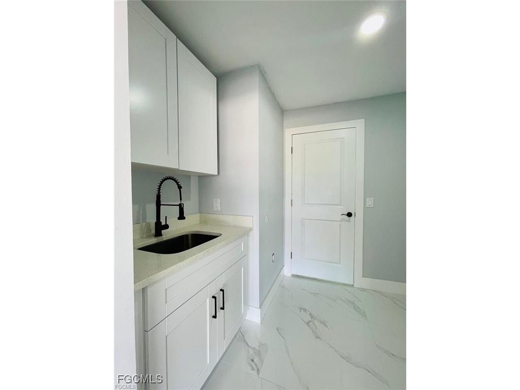 426 Picturesque Avenue Lehigh Acres FL 33974 2025022663 image38