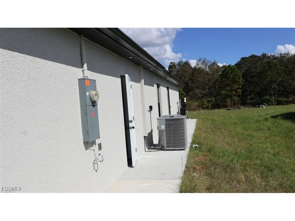 426 Picturesque Avenue Lehigh Acres FL 33974 2025022663 image42